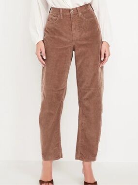 High-Waist Corduroy Barrel Pants in Brown/Rust